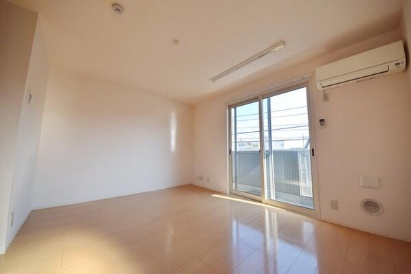 ロイヤルヒル共栄 Iの物件内観写真